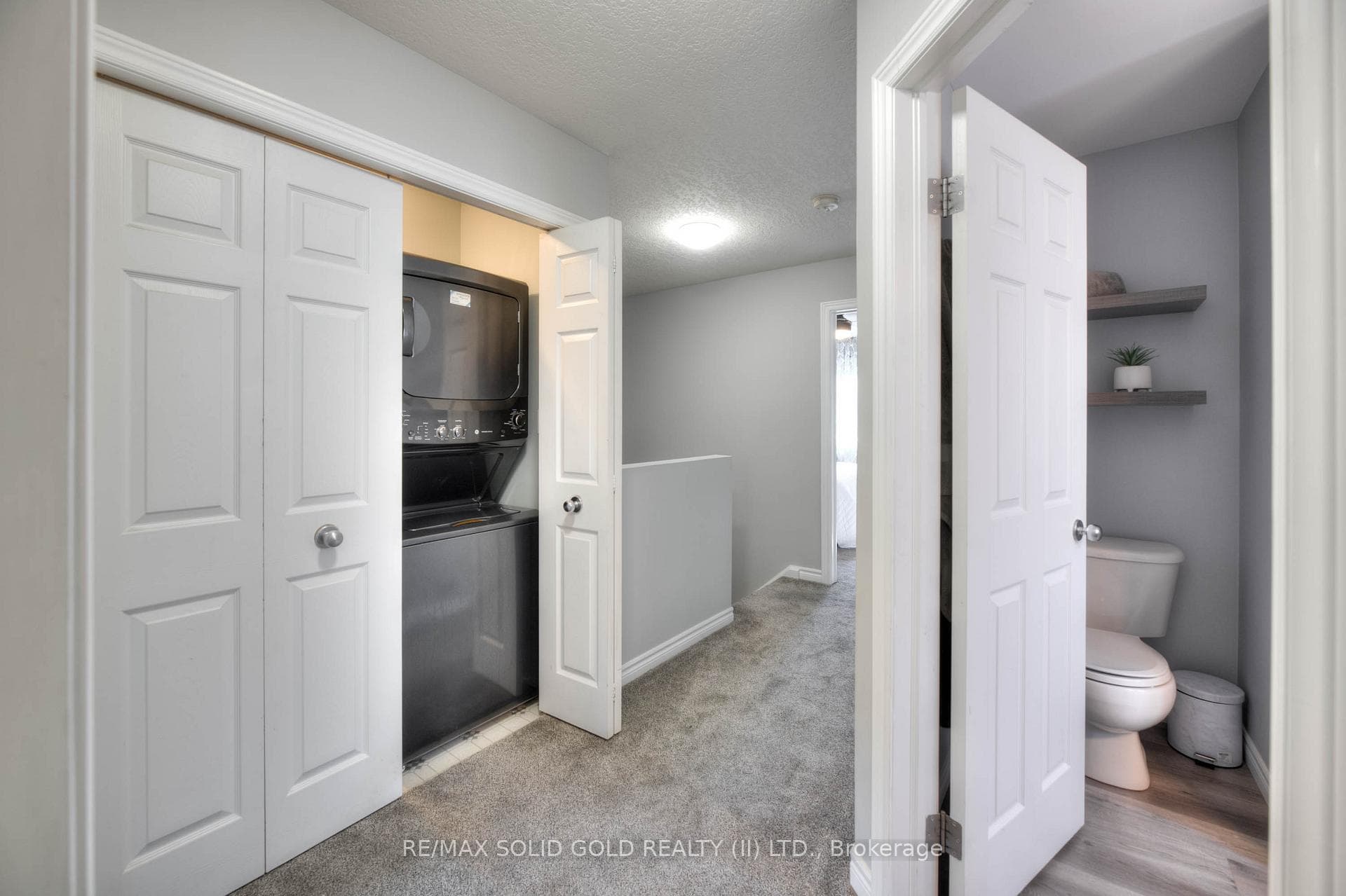 460 Colt Street photo 24