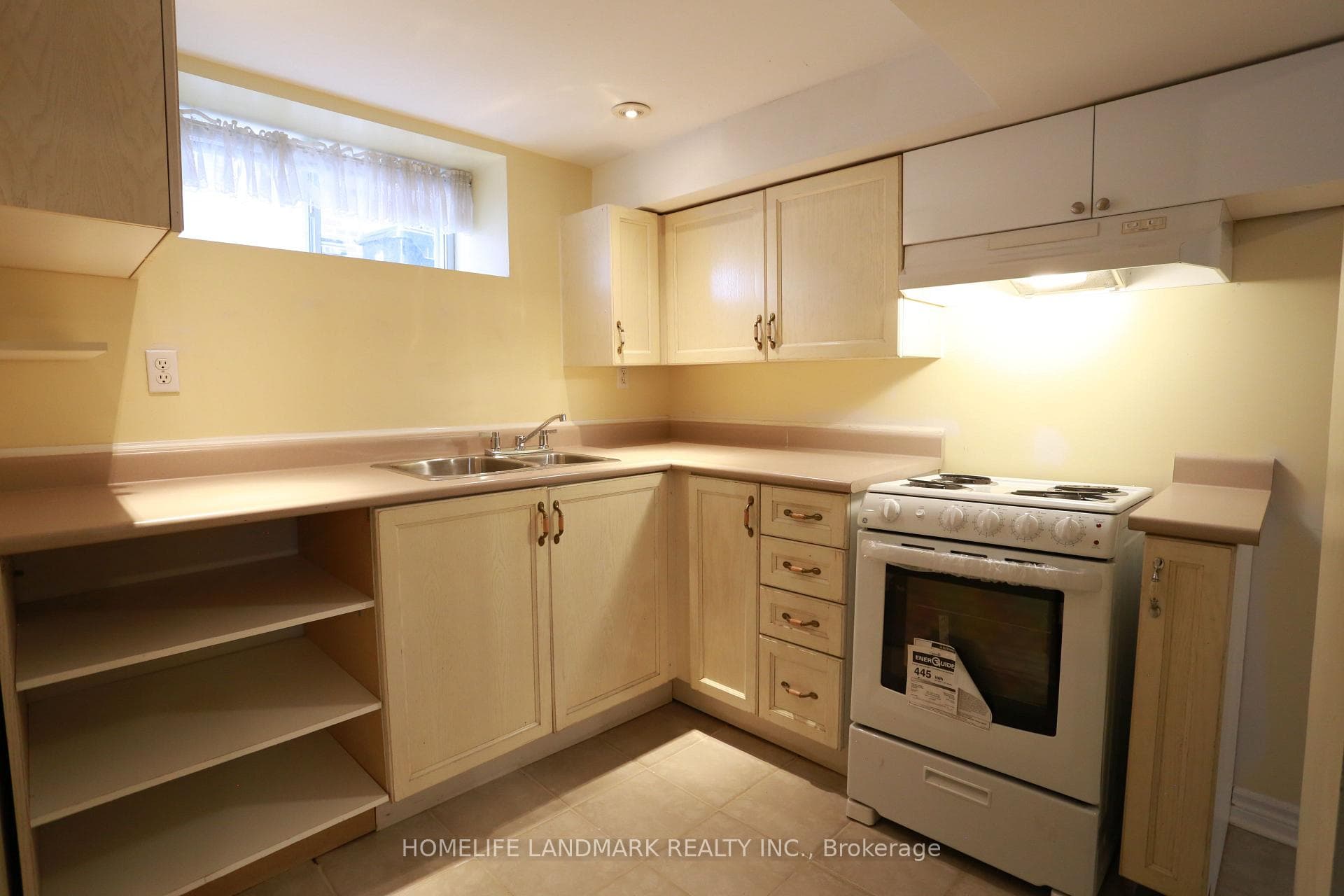90 Binswood Avenue Unit Lower photo 4