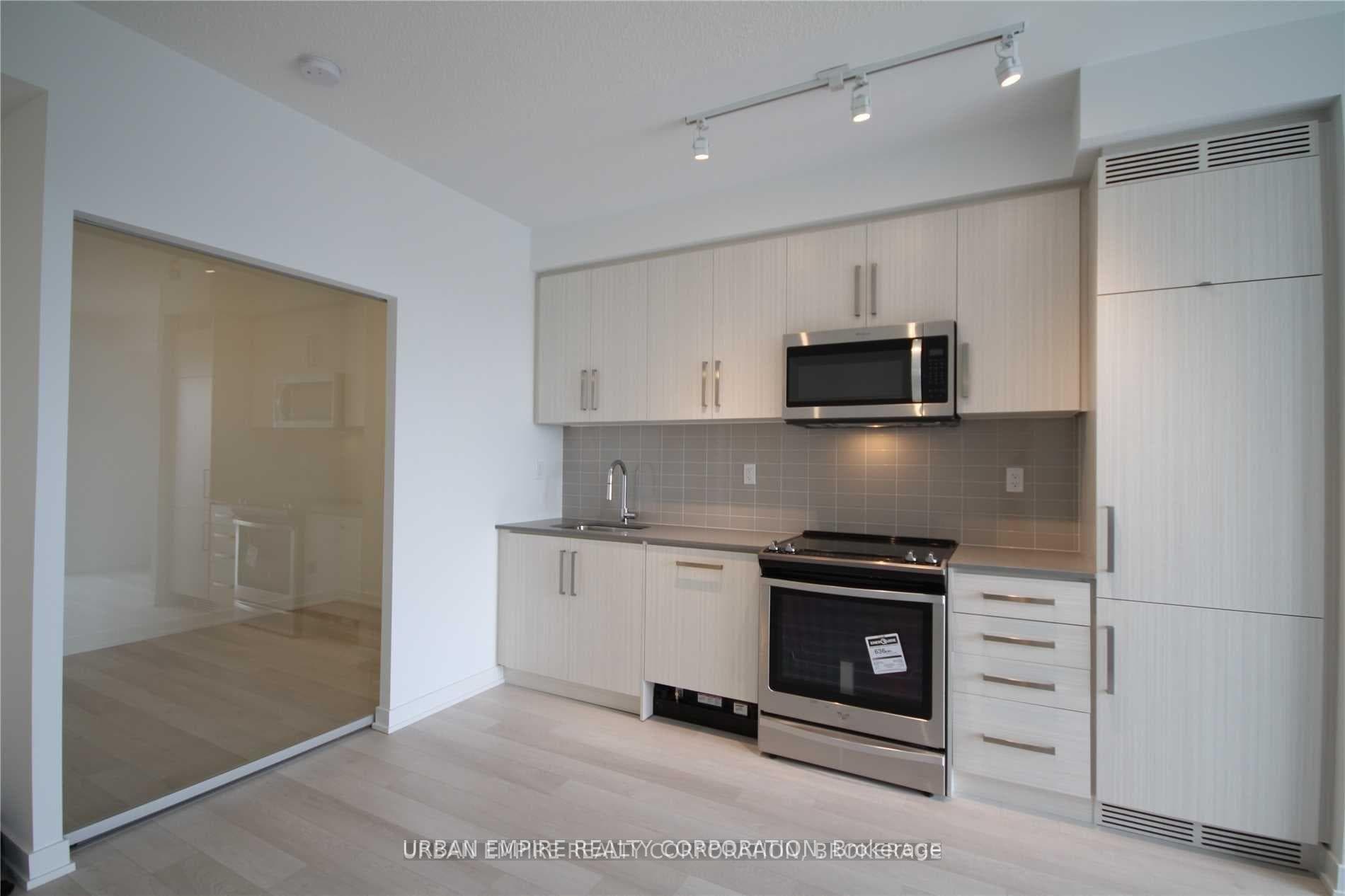 5180 Yonge Street Unit 2705 photo 1