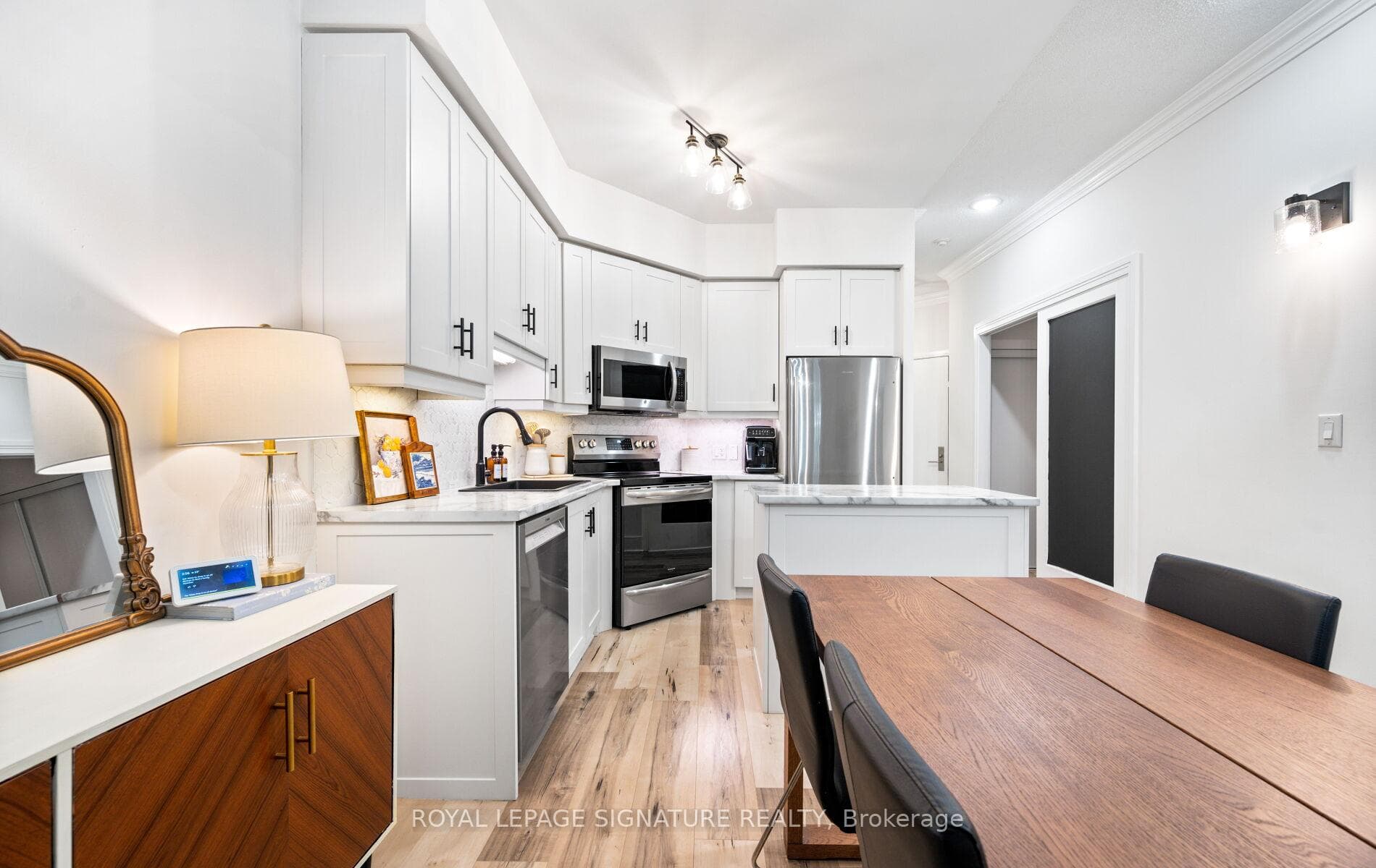 80 Absolute Avenue Unit 104 photo 15