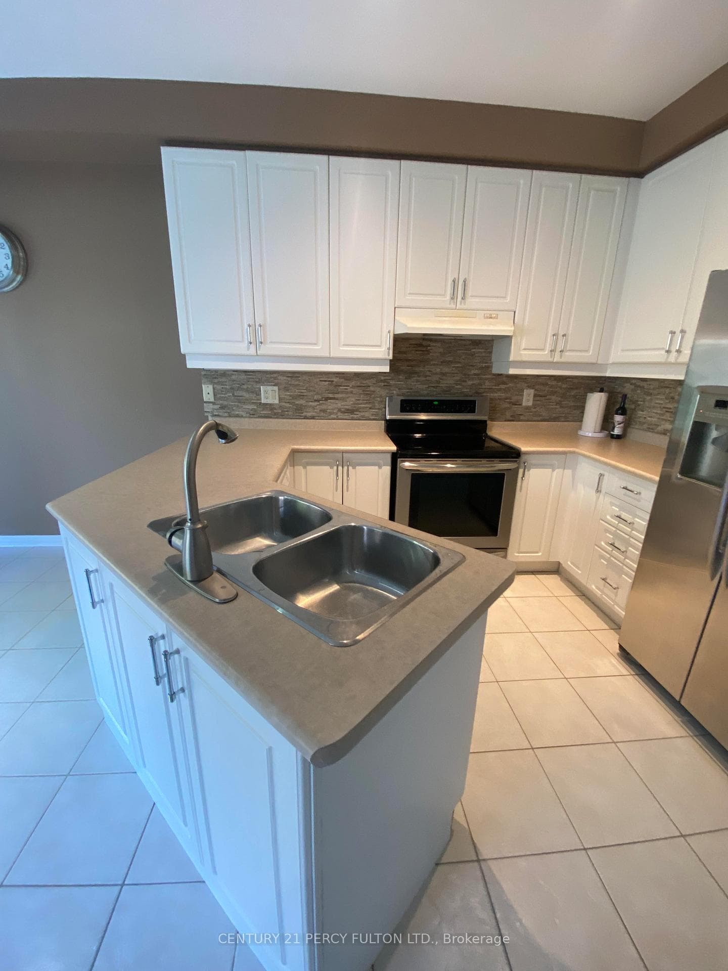 3074 Lavenham Place photo 7