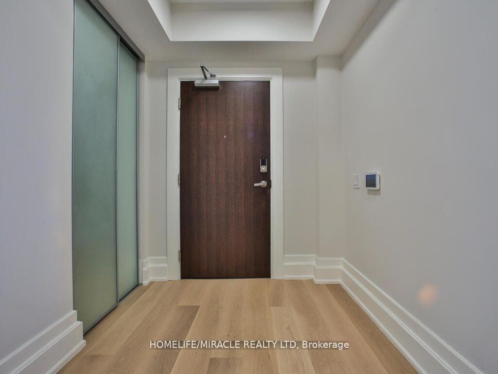 3 Southvale Drive Unit 402 photo 6