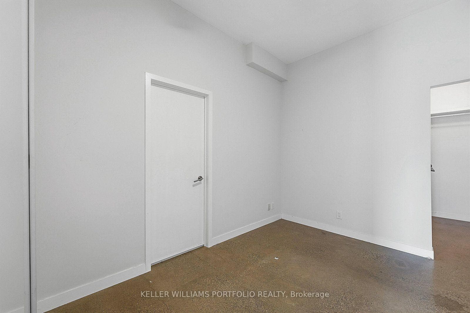 569 King Street Unit 407 photo 15