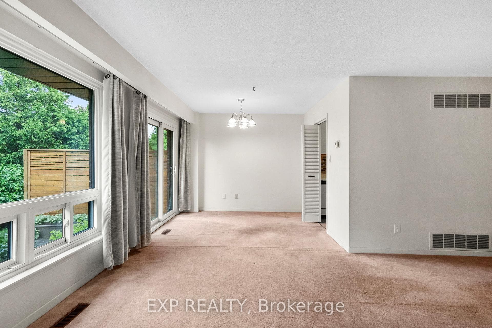 108 Flaming Rose Way photo 9