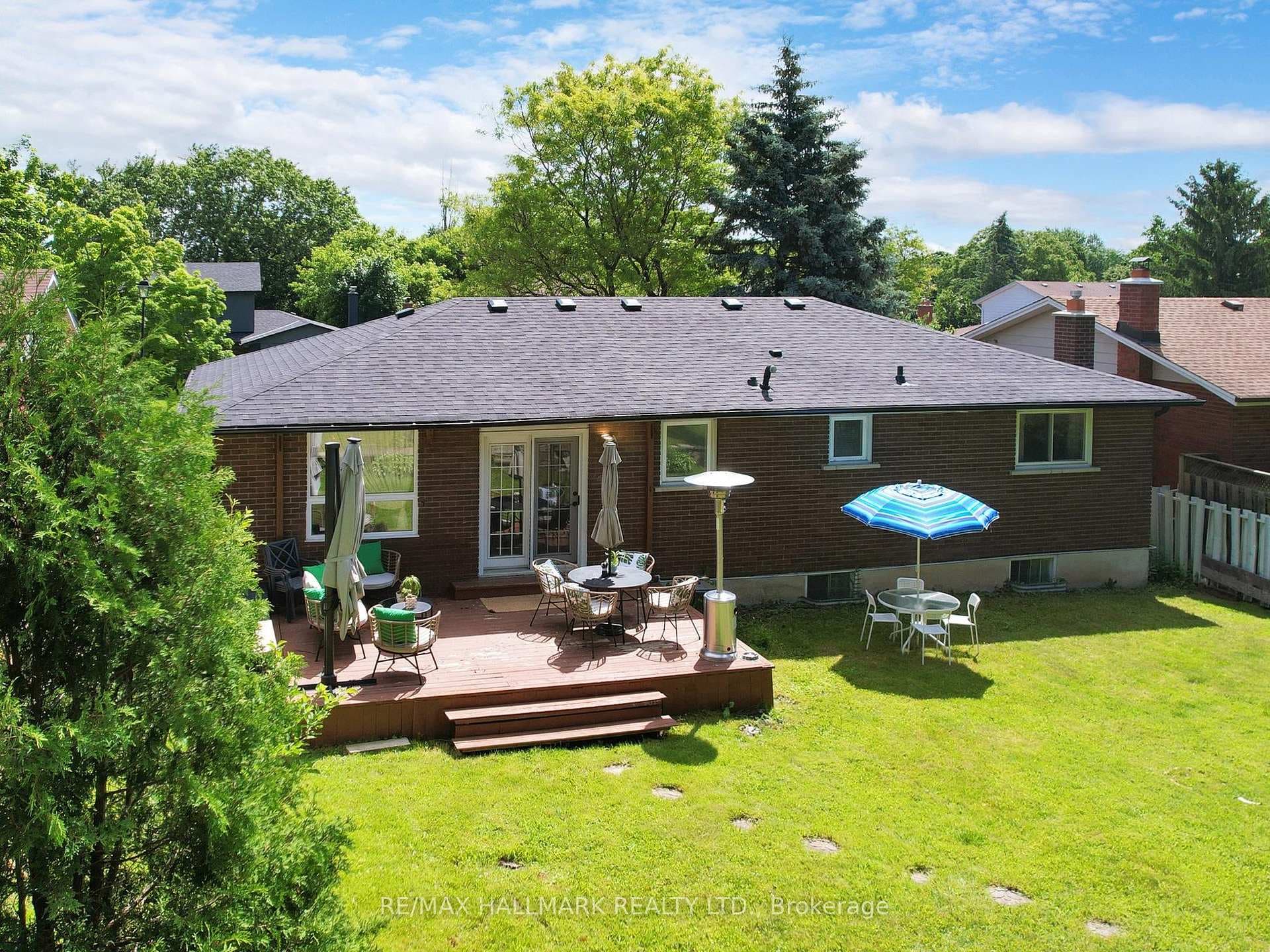95 Beswick Drive photo 27