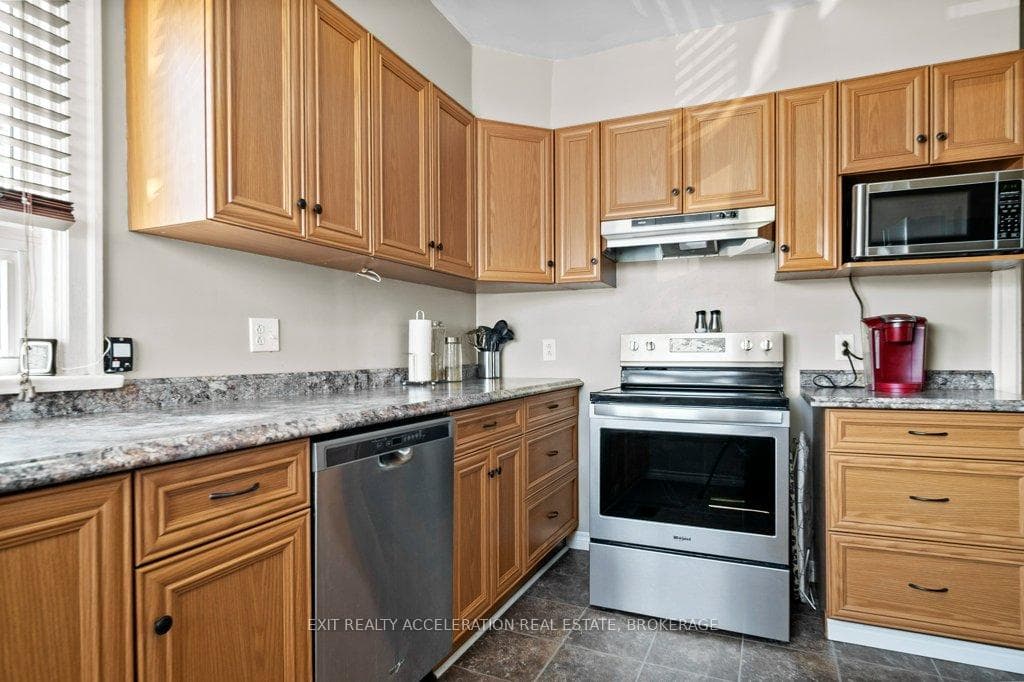 302 Camden Road photo 15