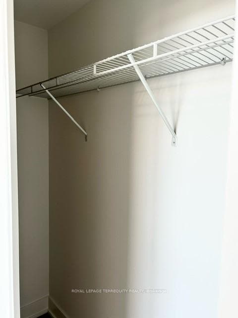 2545 Simcoe Street Unit 421 photo 12
