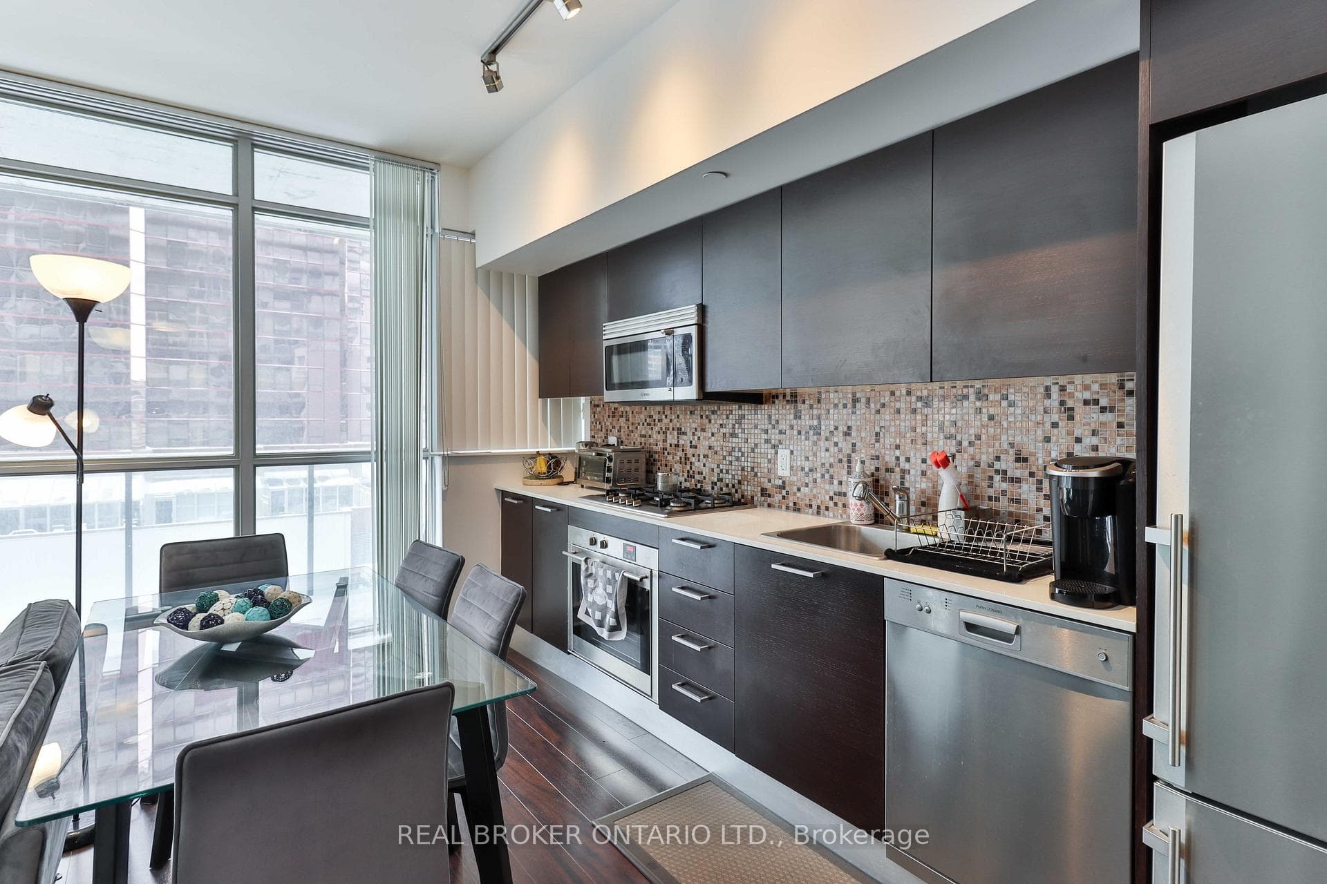 375 King Street Unit 601 photo 5