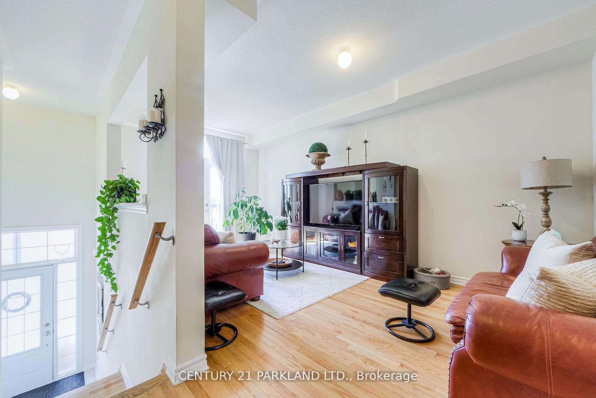 178 Farooq Boulevard photo 20