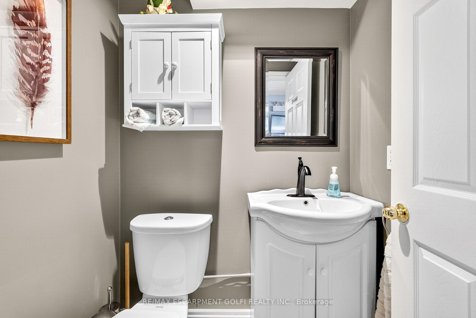 233 Garrison Road photo 13