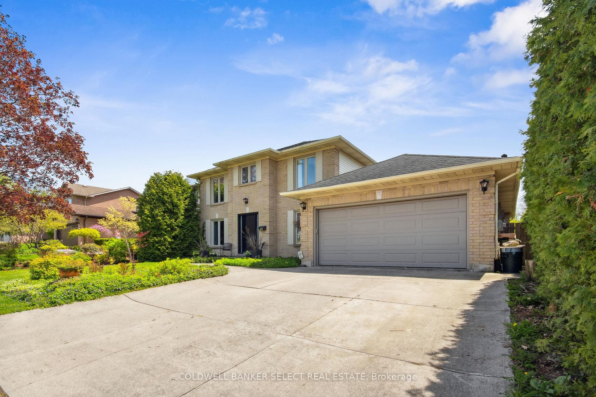 56 Seymour Drive photo 4