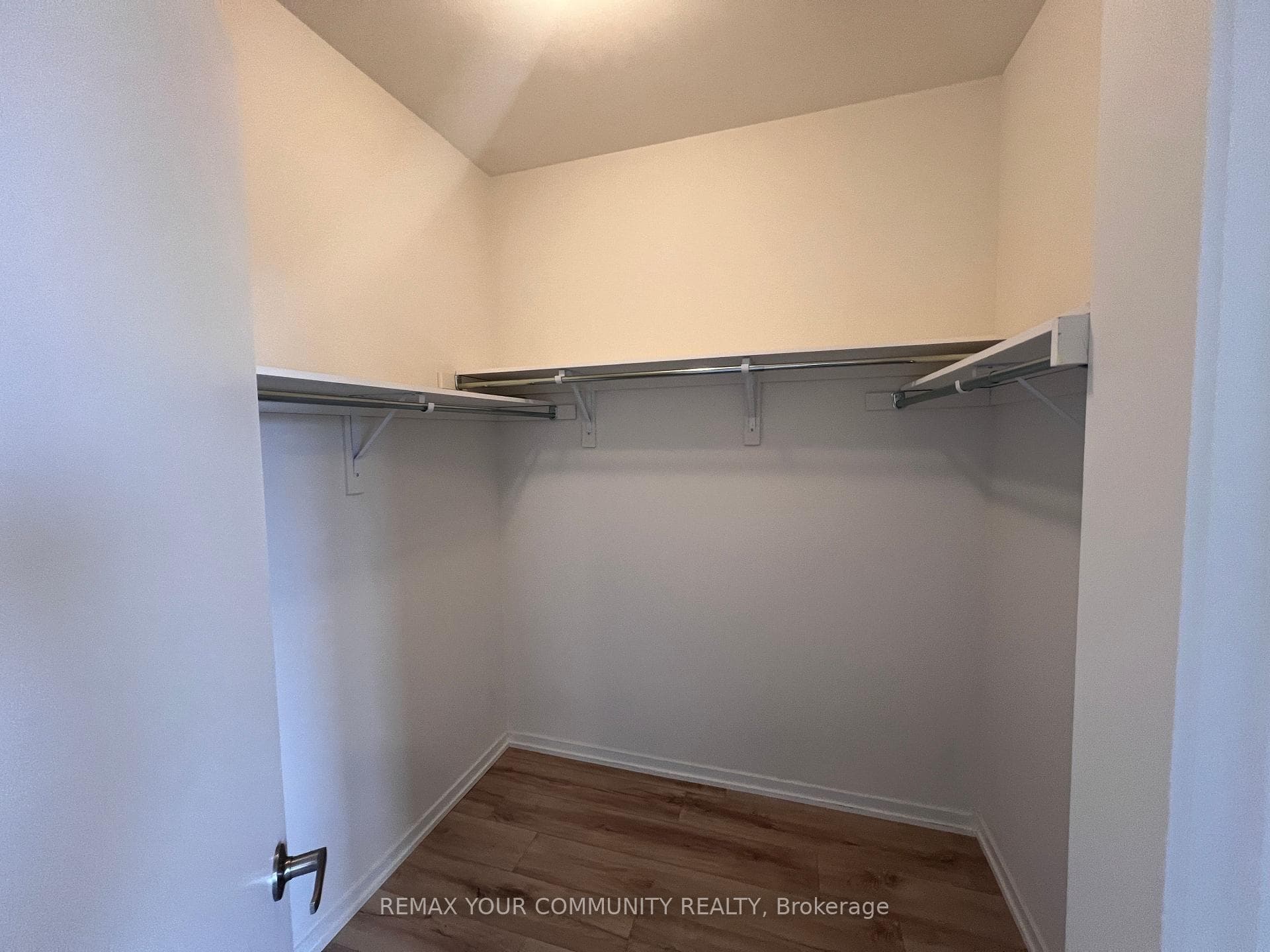 137 Rattenbury Road photo 37