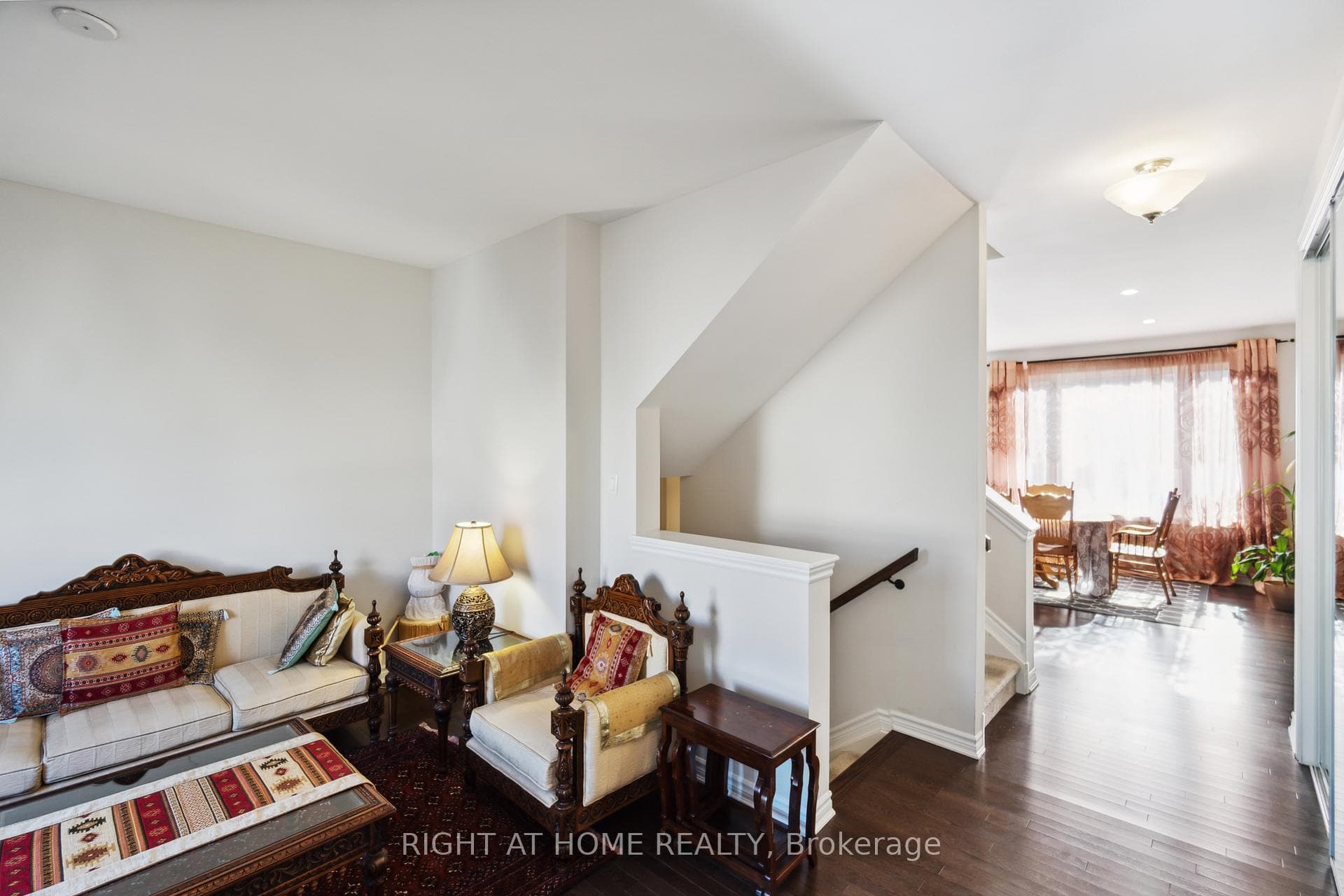 503 PONTHIEU Circle photo 4
