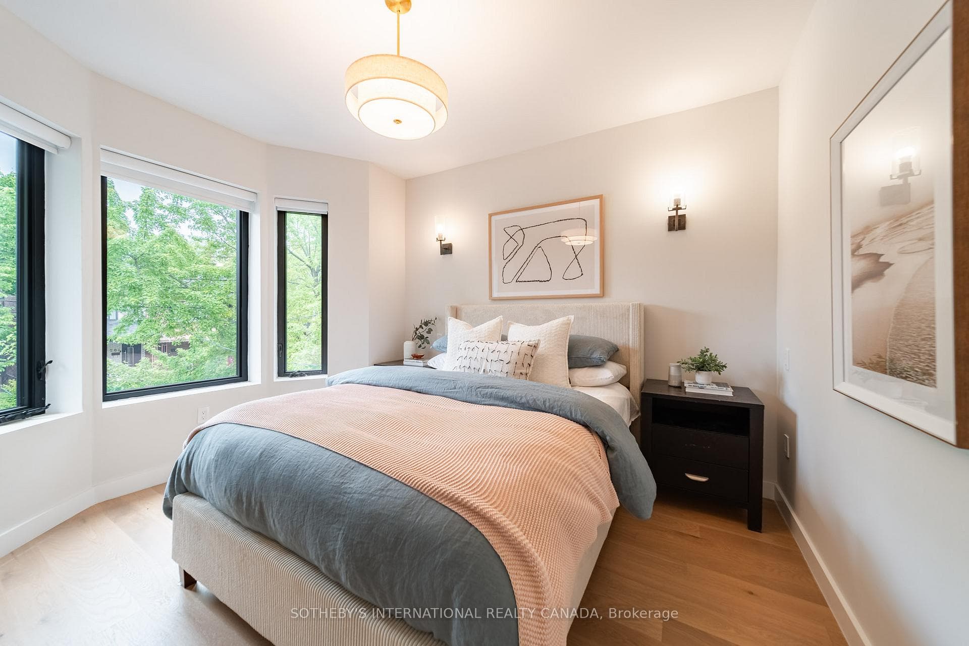 204 Grace Street photo 29