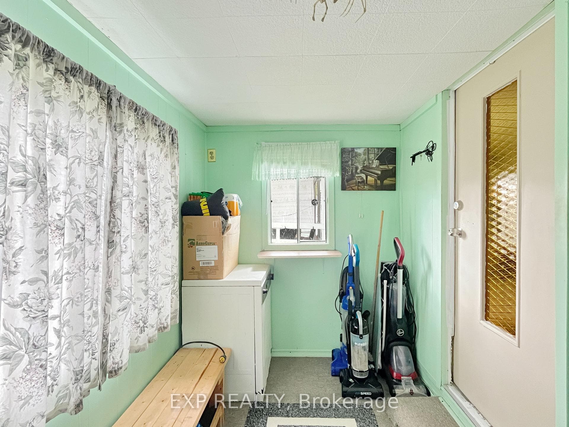 2155 Tollgate Road Unit 14 photo 2