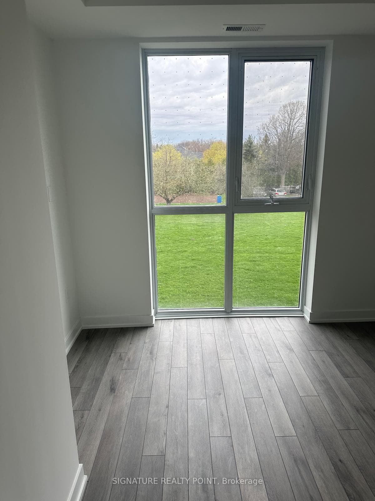 1005 Dundas Street Unit 227 photo 14