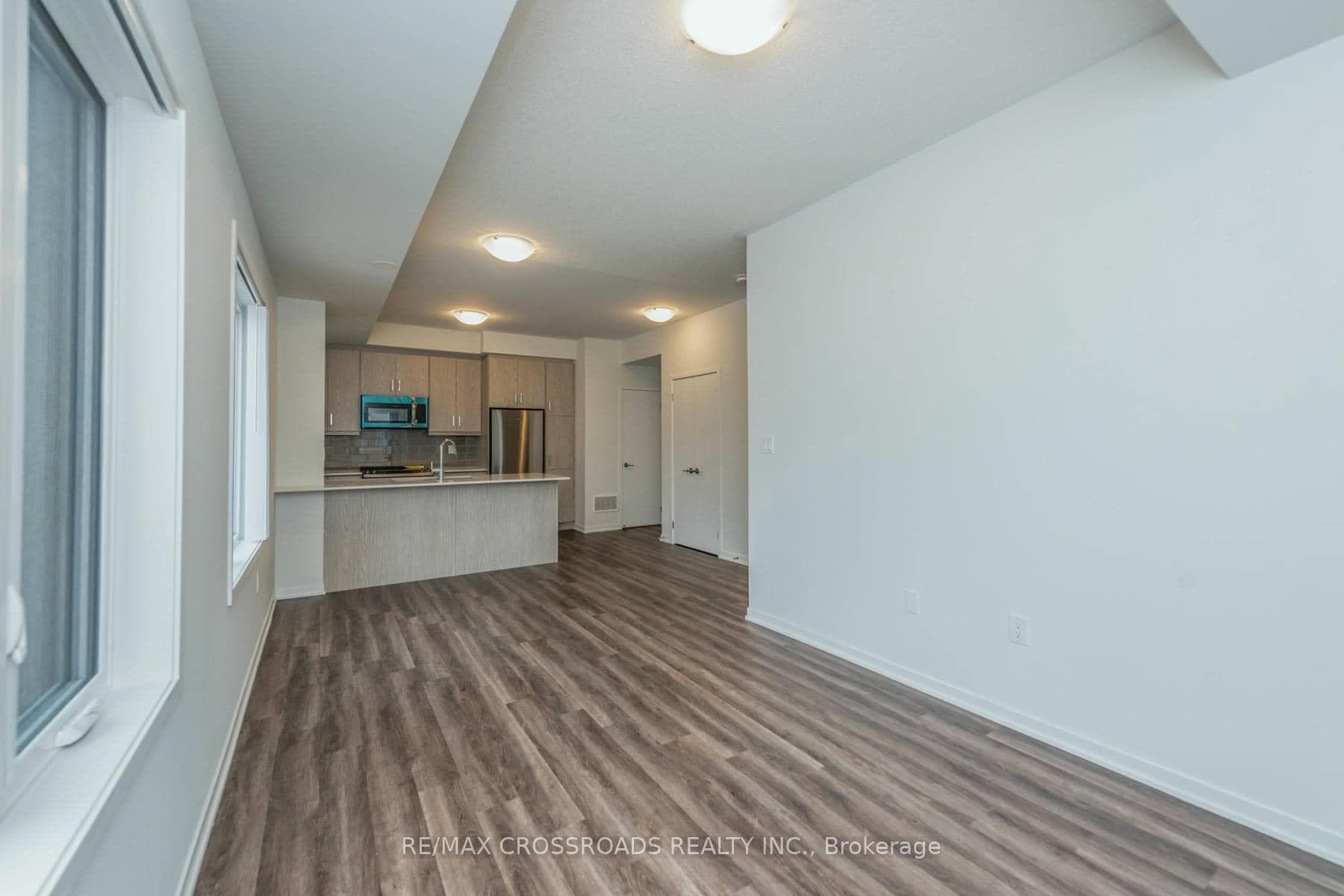140 Honeycrisp Crescent Unit 292 photo 11