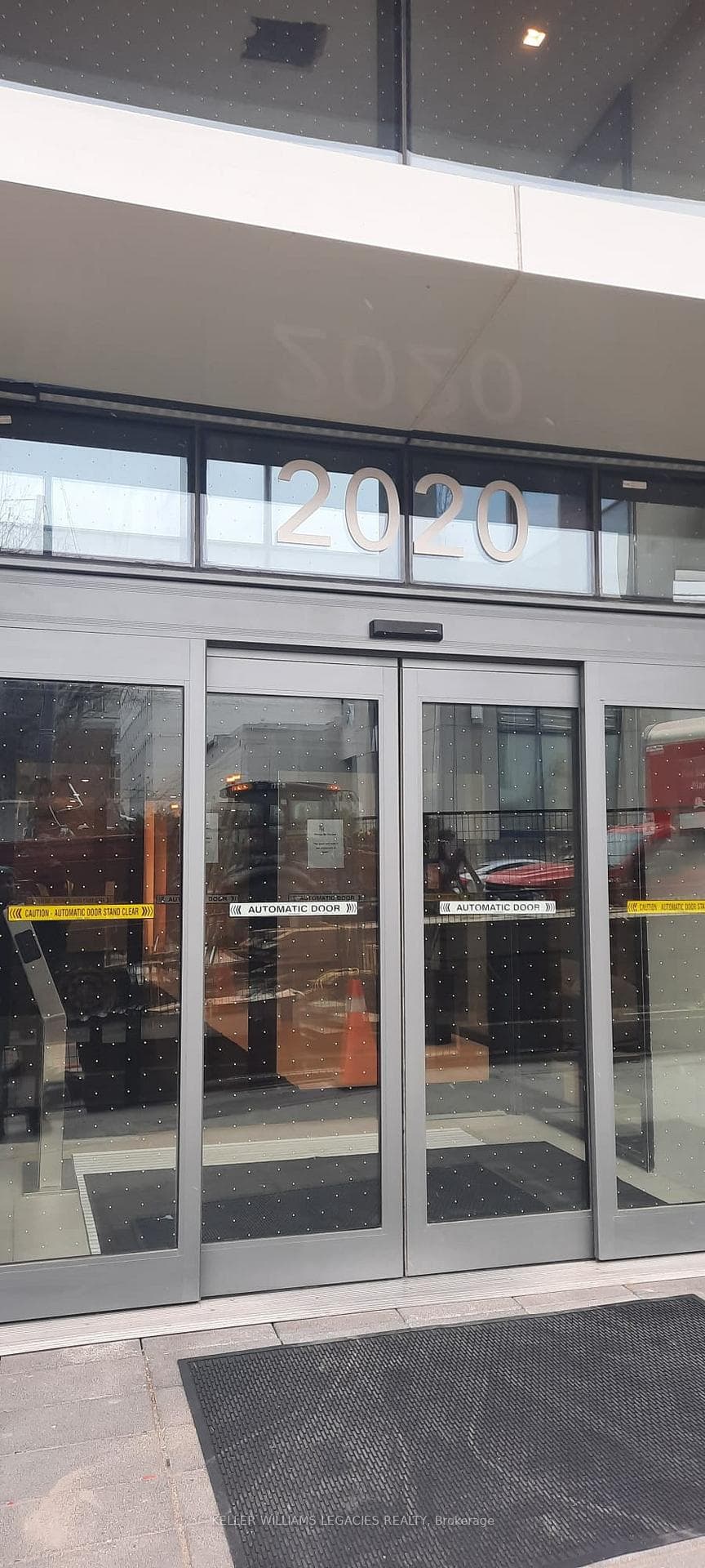 2020 Bathurst Street Unit 1807 photo 8