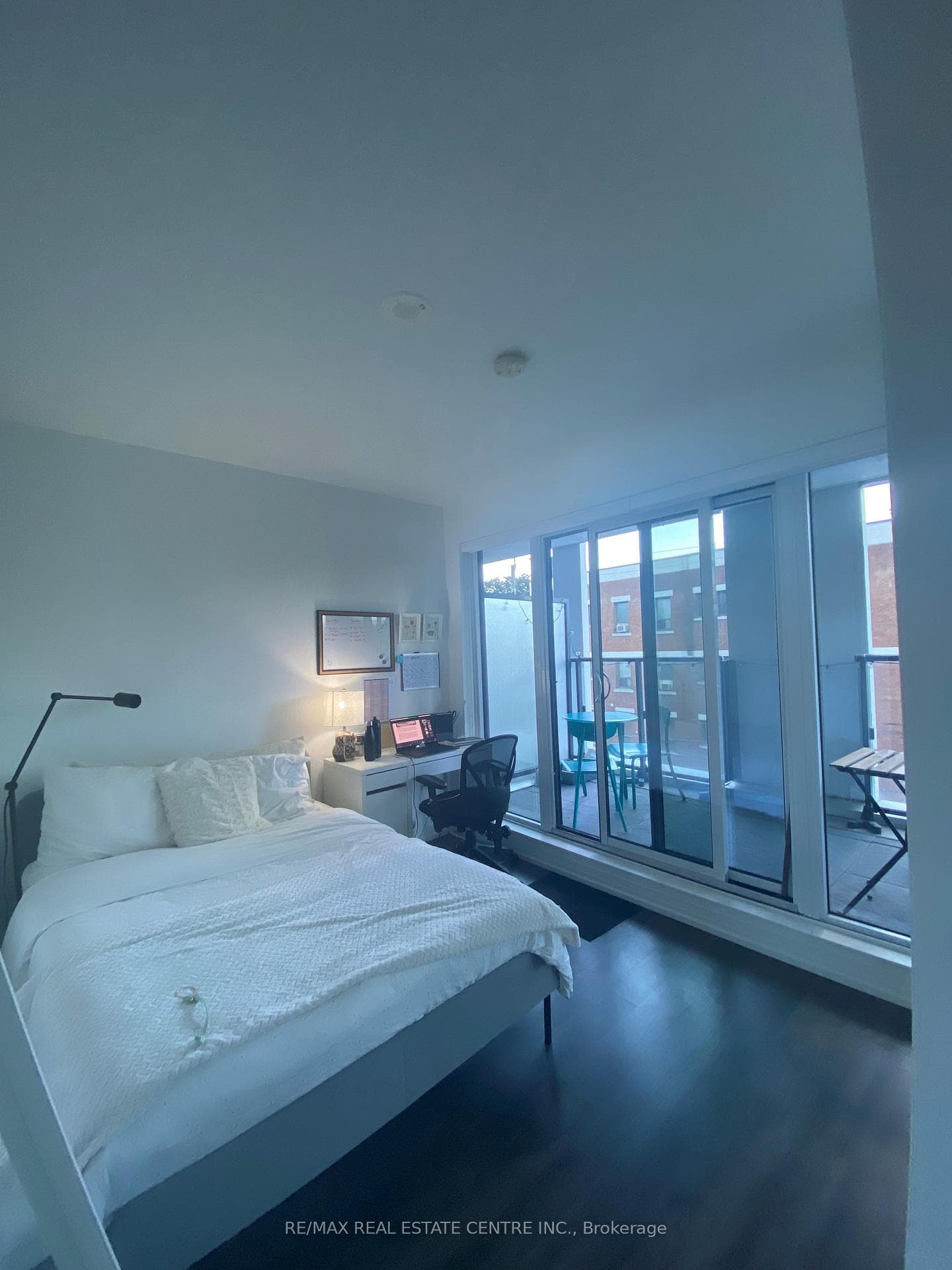 251 Jarvis Street Unit 205 photo 4