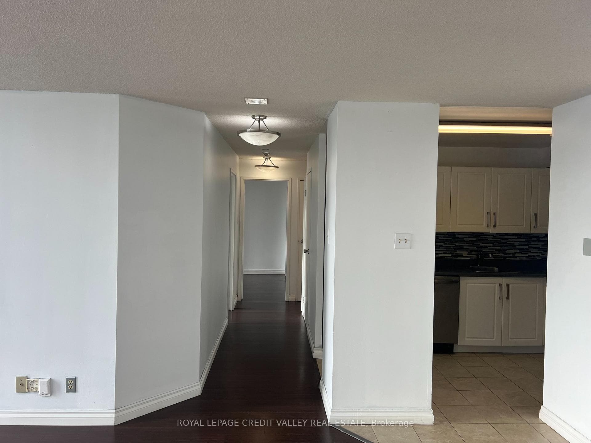 35 Trailwood Drive Unit 1415 photo 7