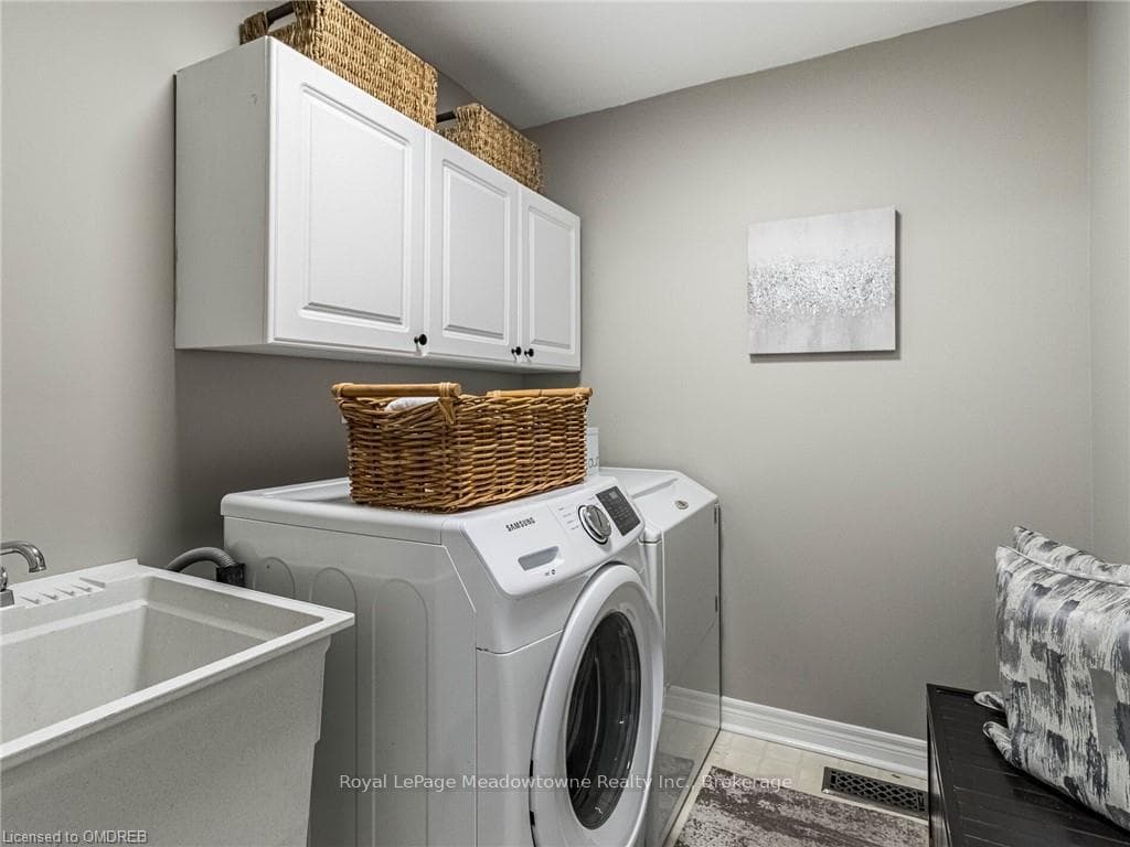 1059 DEACON Drive photo 28