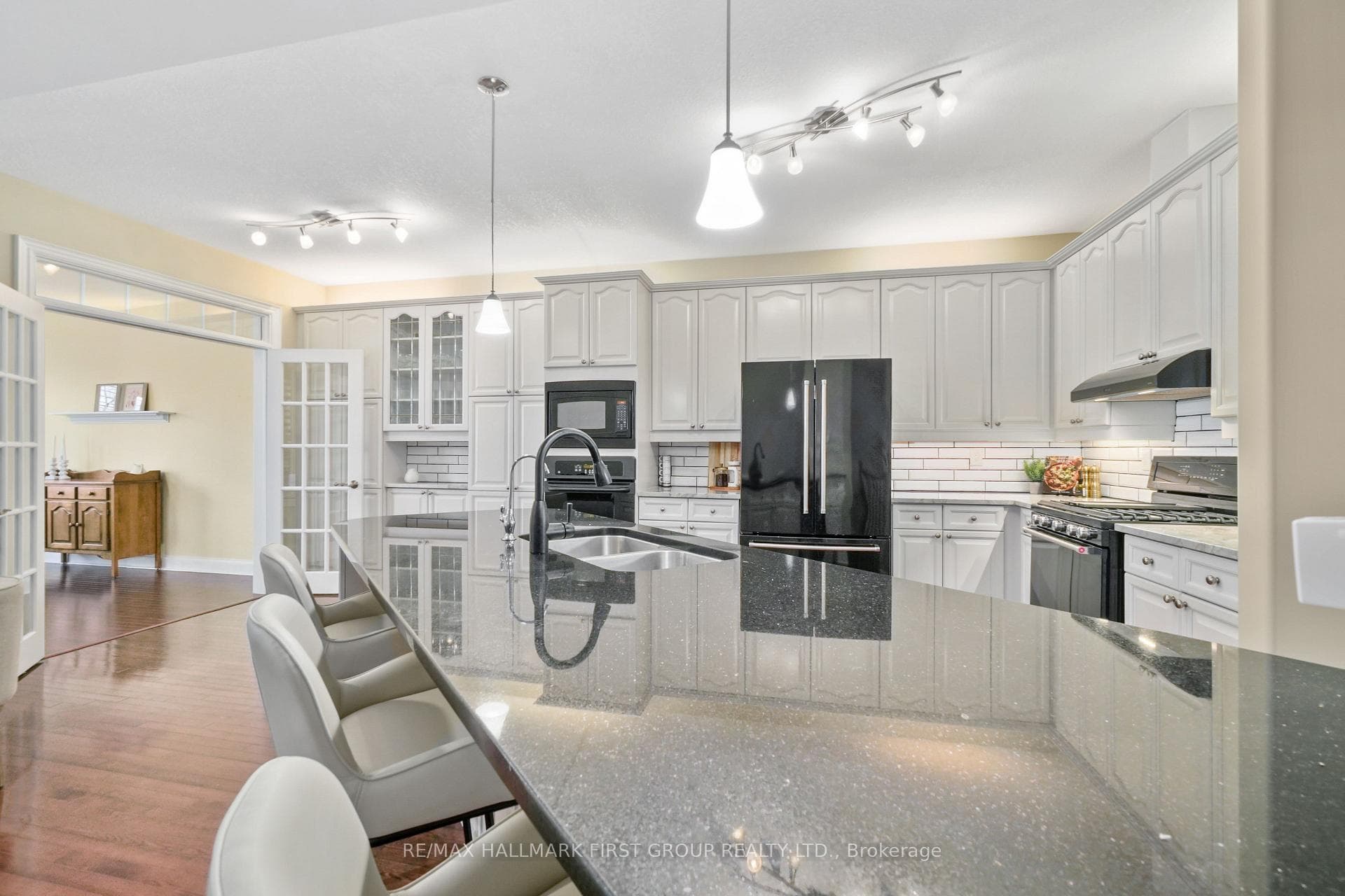44 Jarvis Drive photo 19