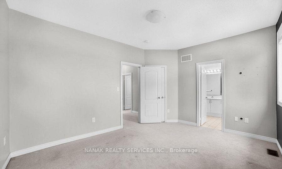 77 Great Falls Boulevard photo 13