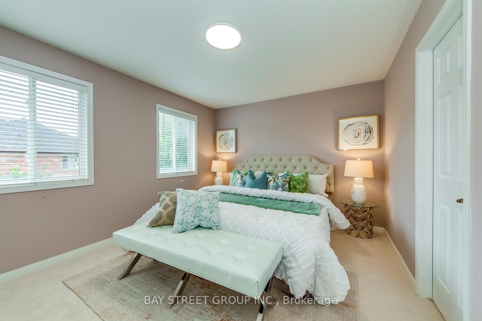 648 Hood Terrace photo 23