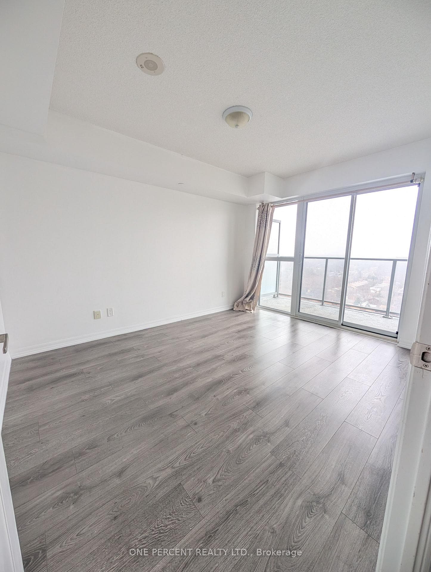 275 Yorkland Road Unit 2007 photo 9