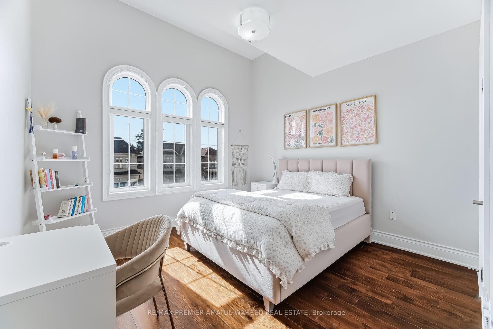 344 Stanton Avenue photo 34