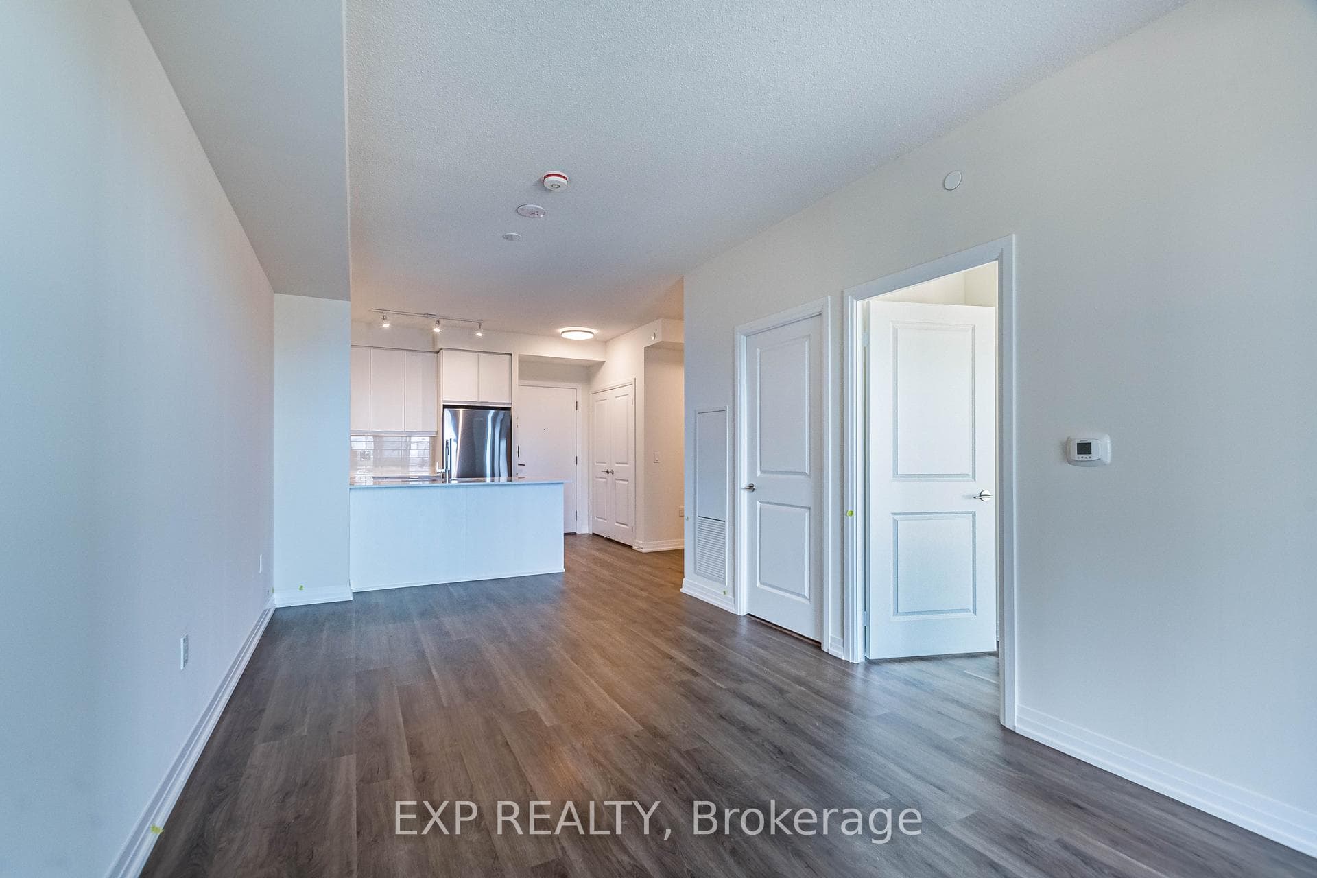 15 Watergarden Drive Unit 502 photo 12