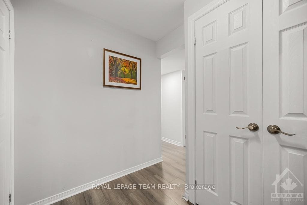 320 CRICHTON Street Unit 405 photo 11