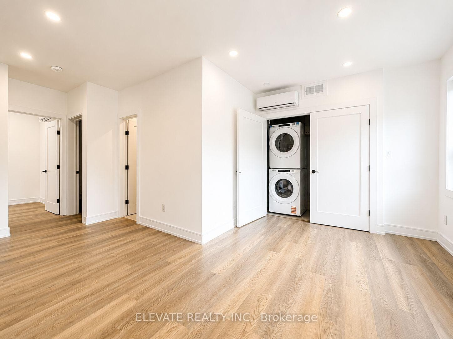 76 Burnaby Boulevard photo 3