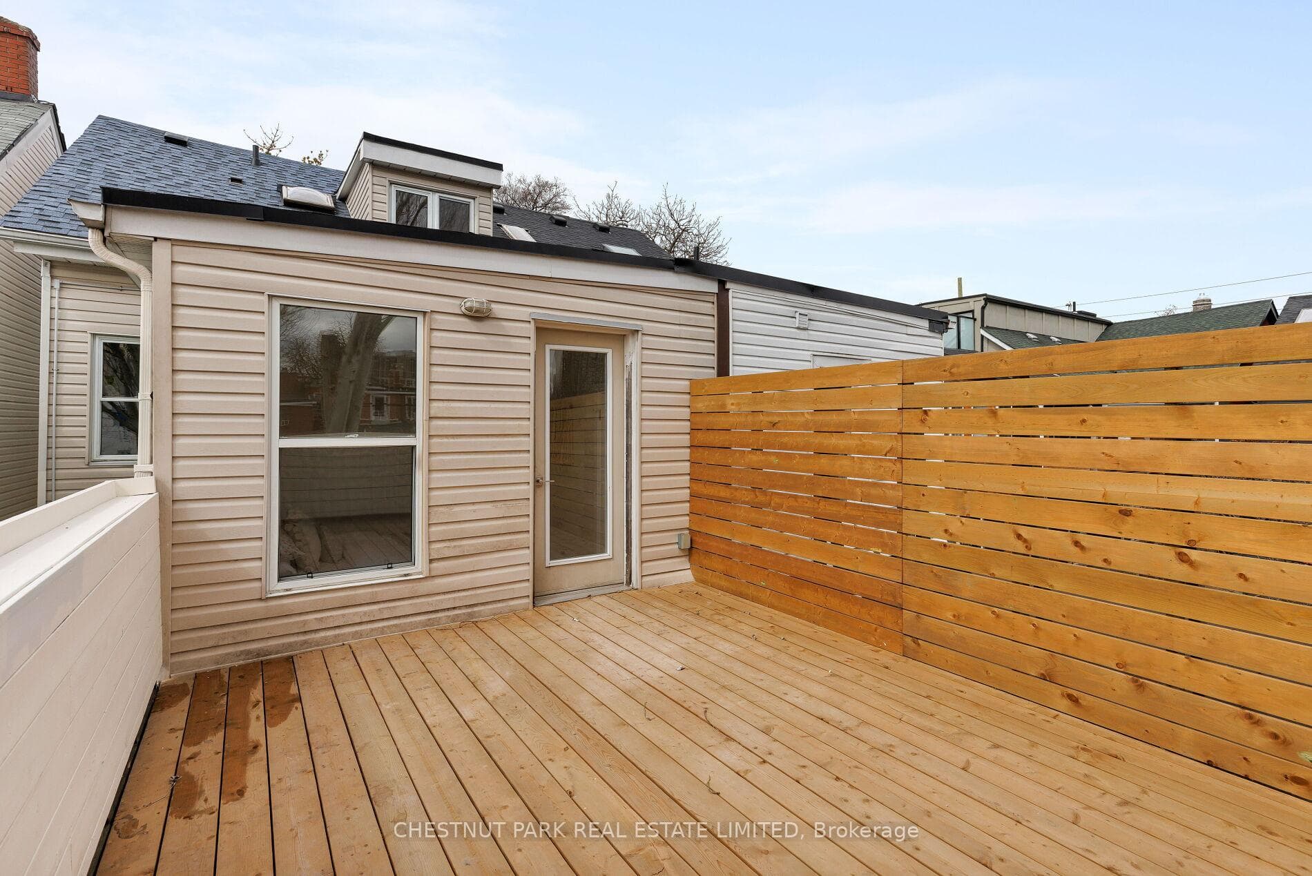 2nd floor deck