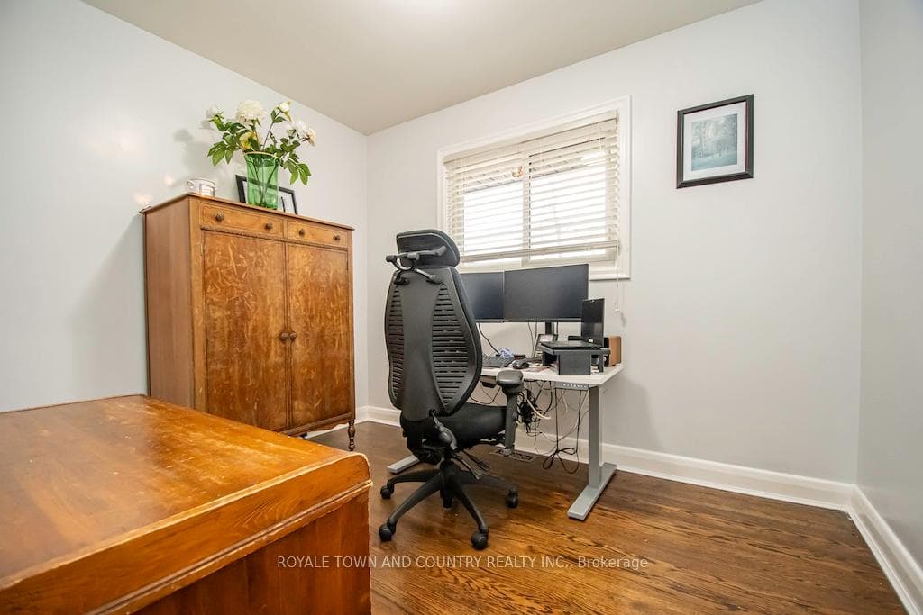 29 Maple Crescent photo 22