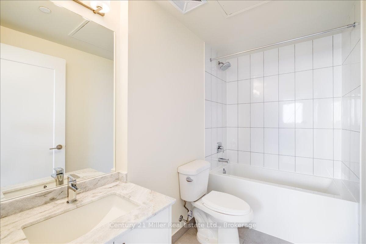 9000 Jane Street Unit 1412 photo 29