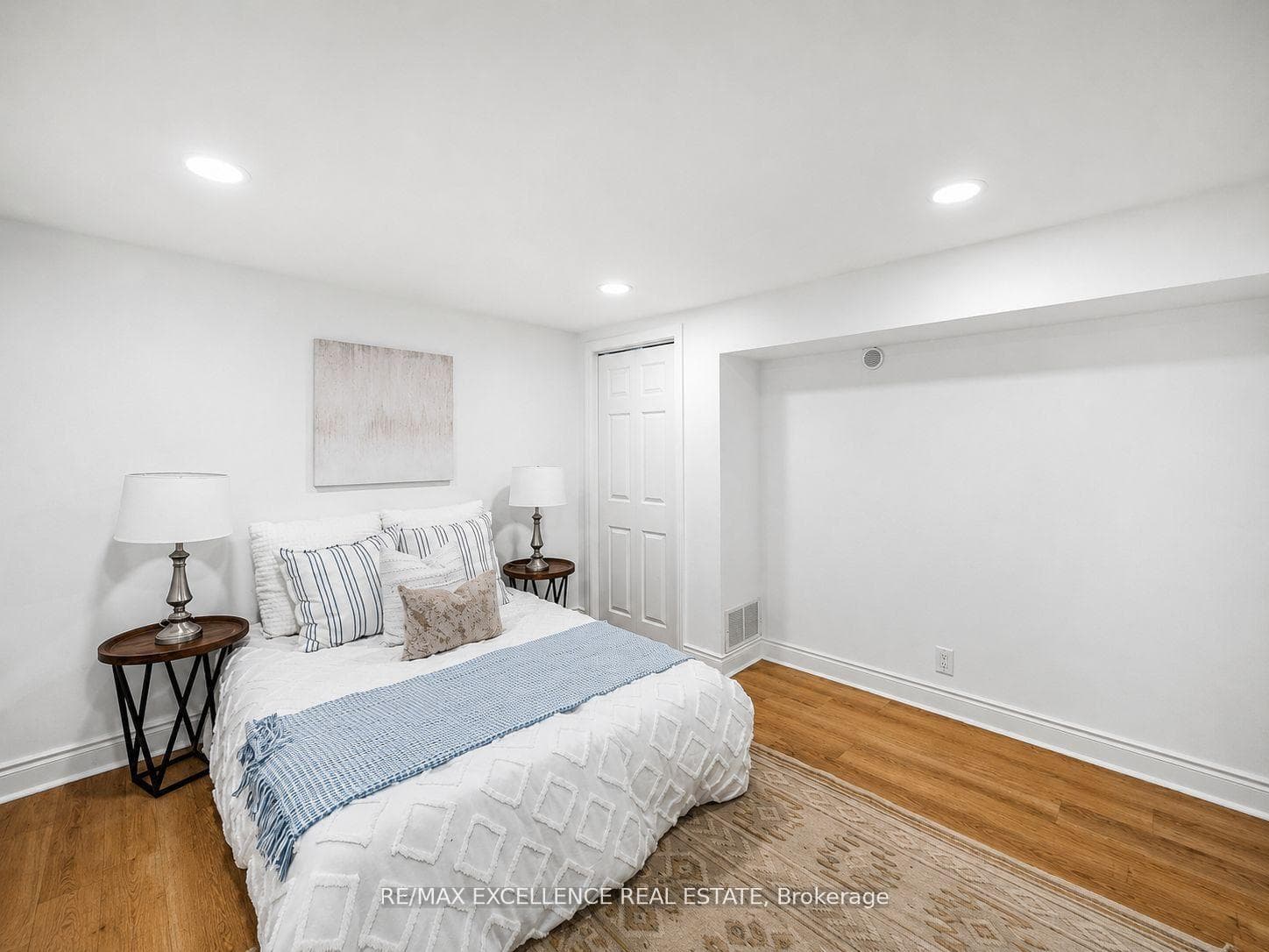 627 Upper Sherman Avenue photo 25