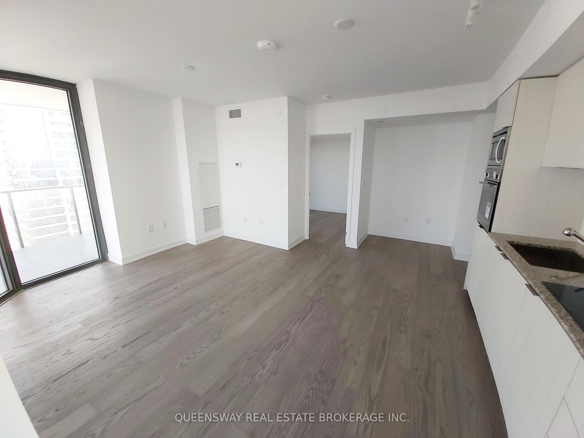 11 Wellesley Street Unit 3708 photo 5