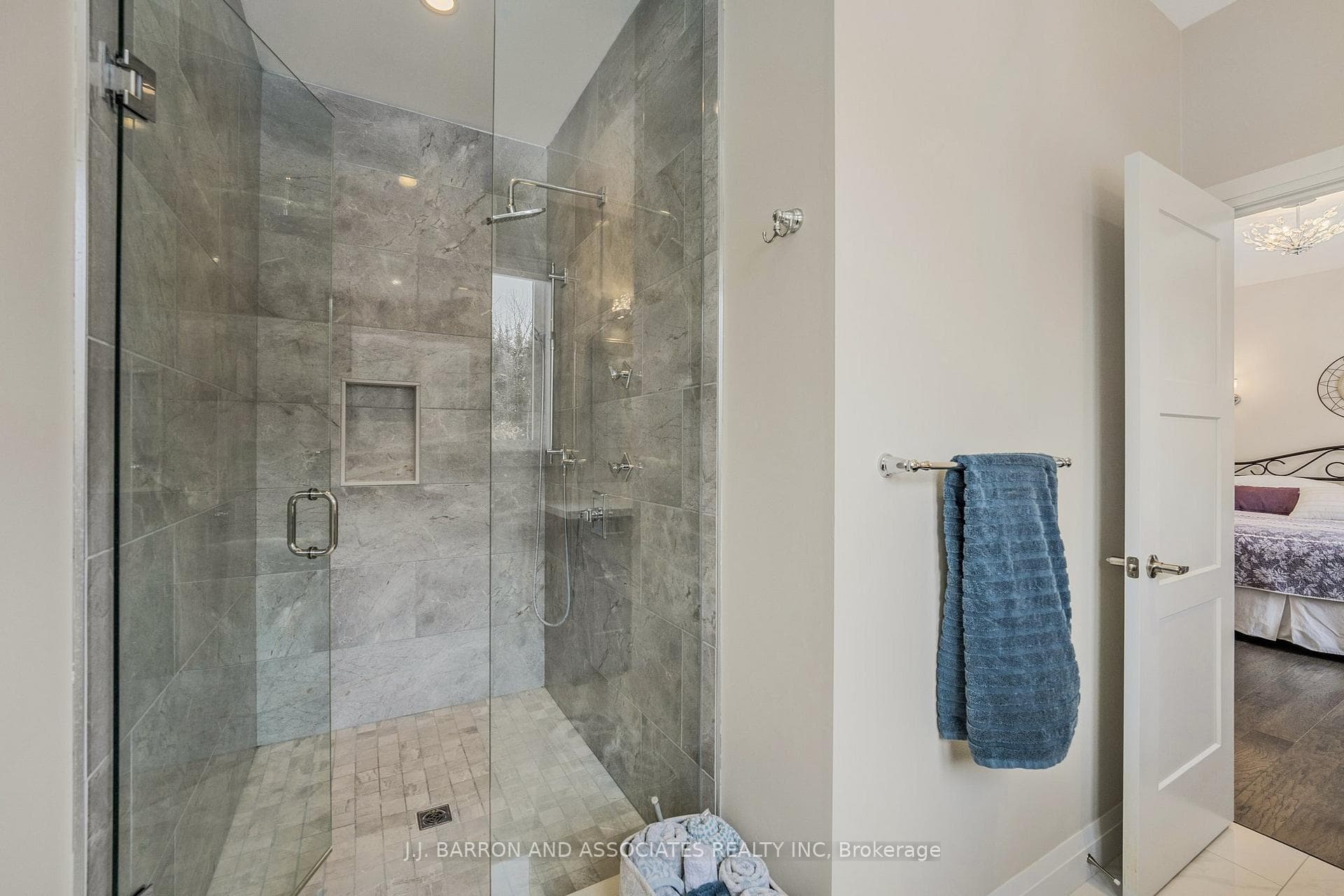 7 Jennett Drive photo 18