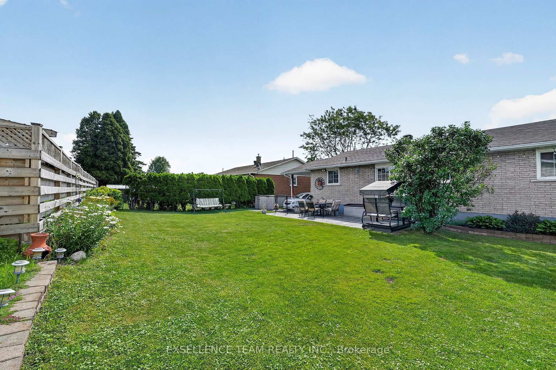 1120 Lasalle Road photo 37