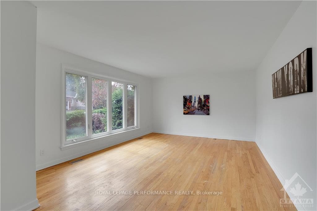 1393 LAROSE Avenue photo 6