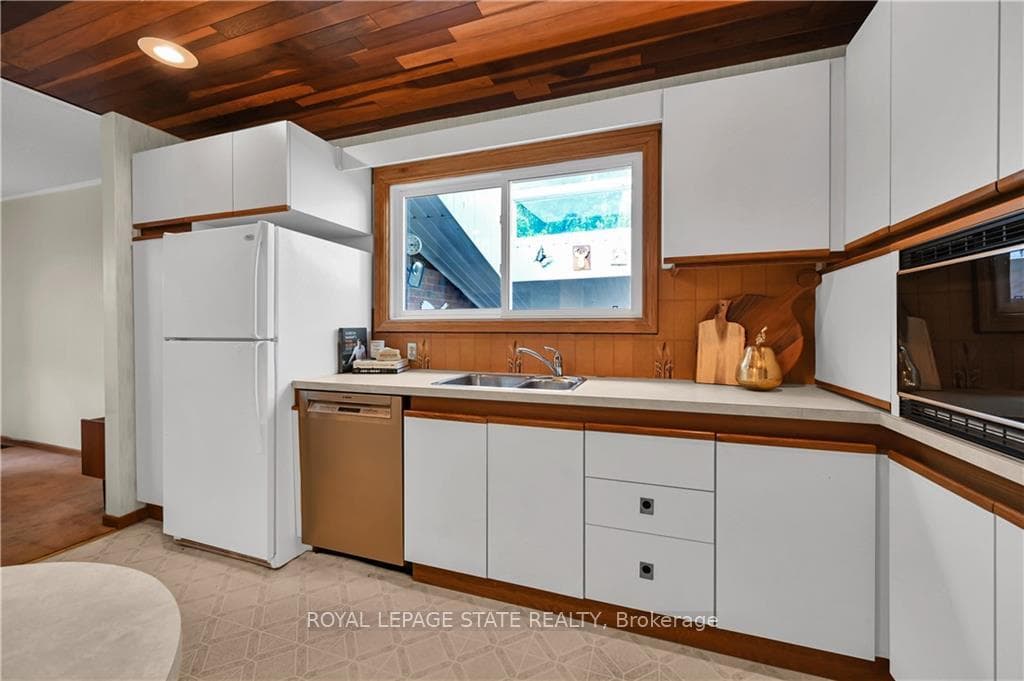 26 Helen Street photo 9