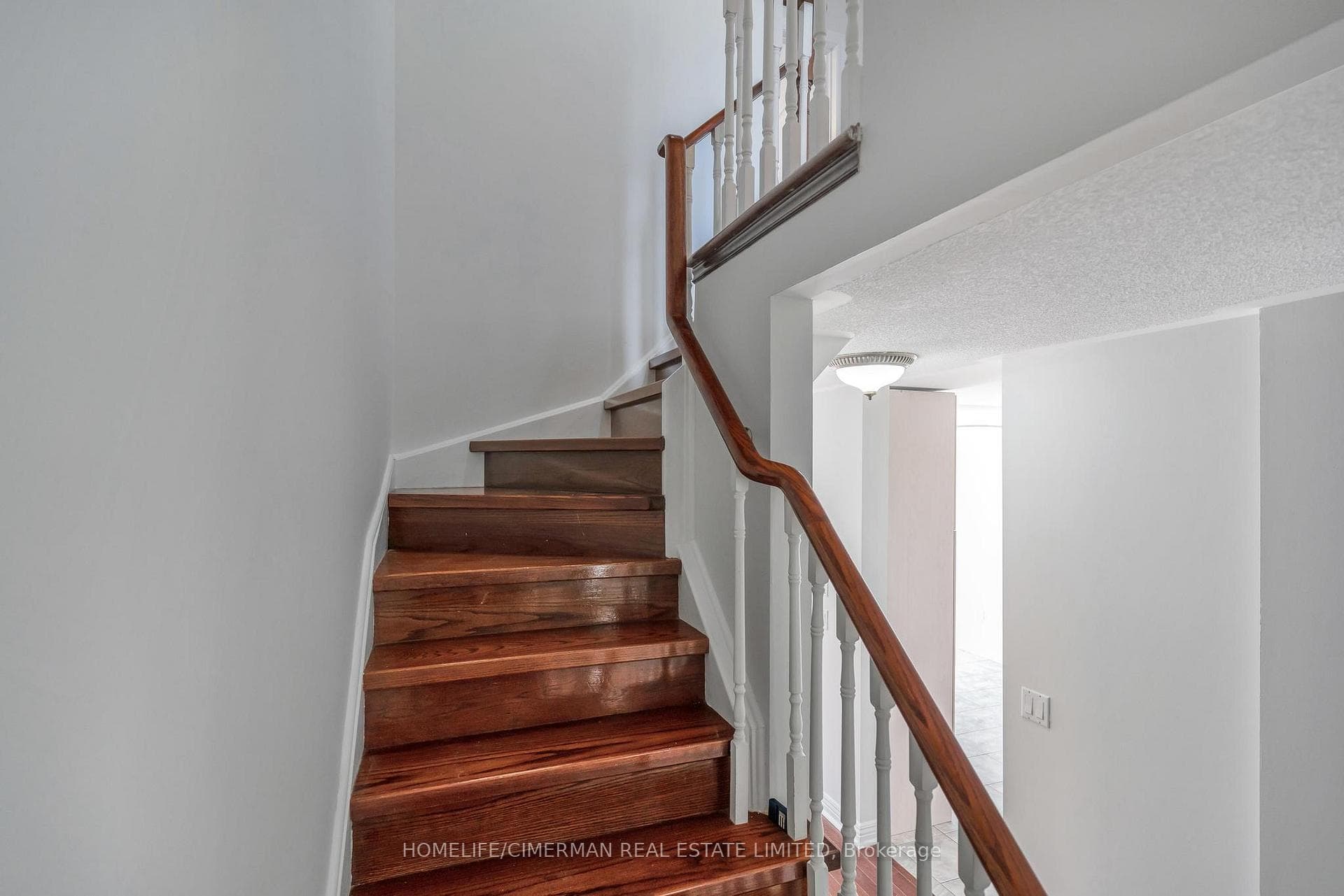 5554 Creditrise Place photo 7