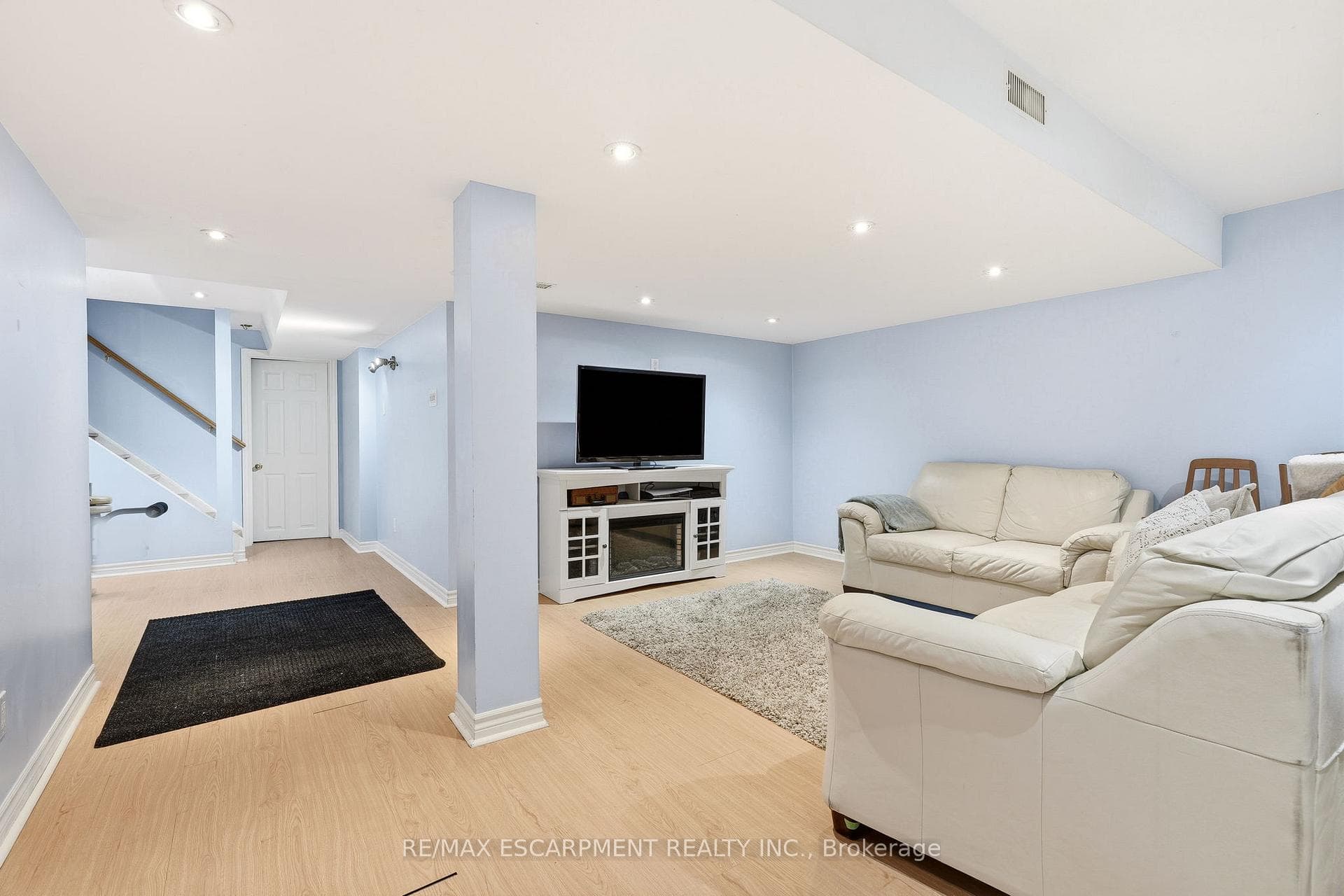 2463 Carberry Way photo 25