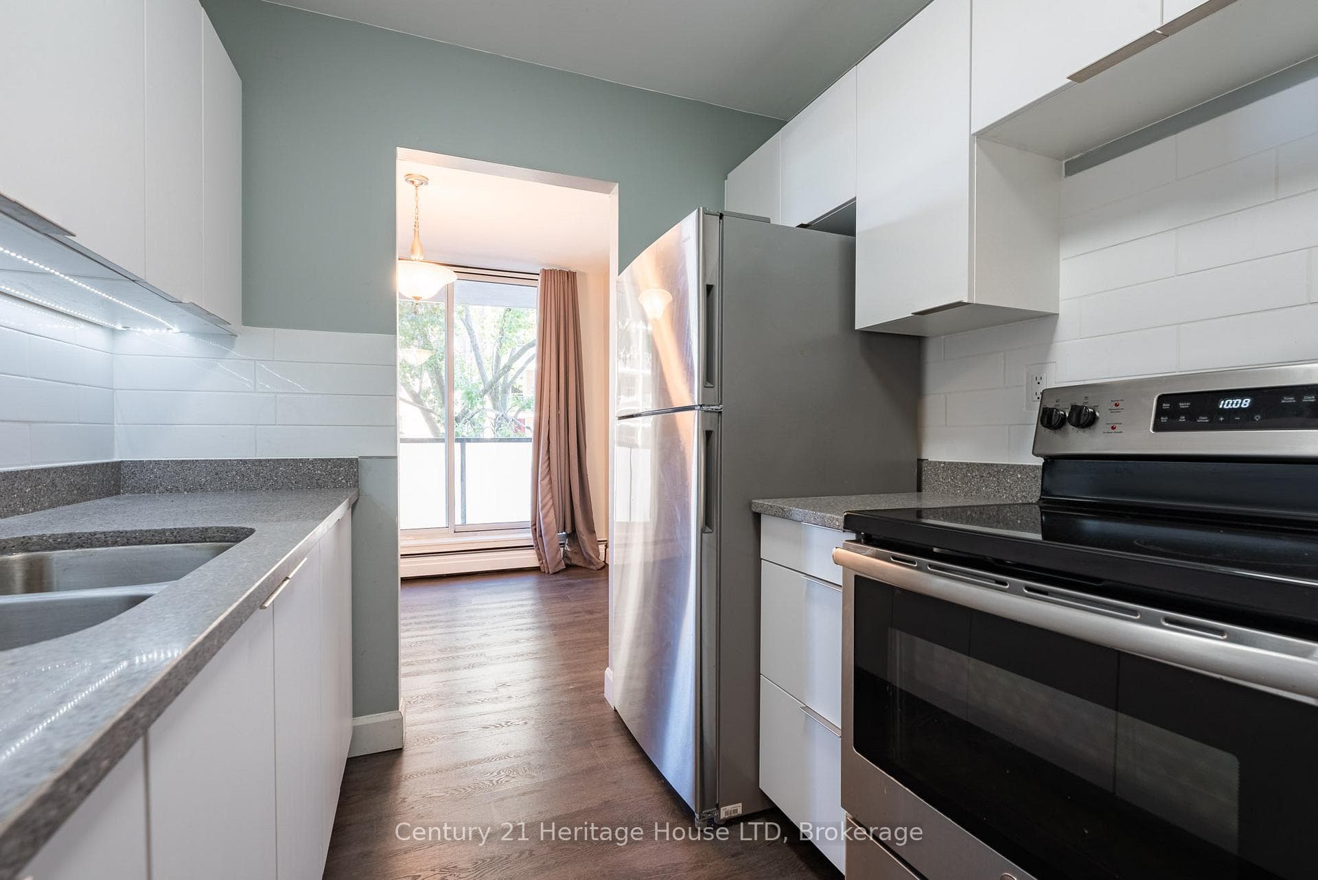 359 Geneva Street Unit 303 photo 6