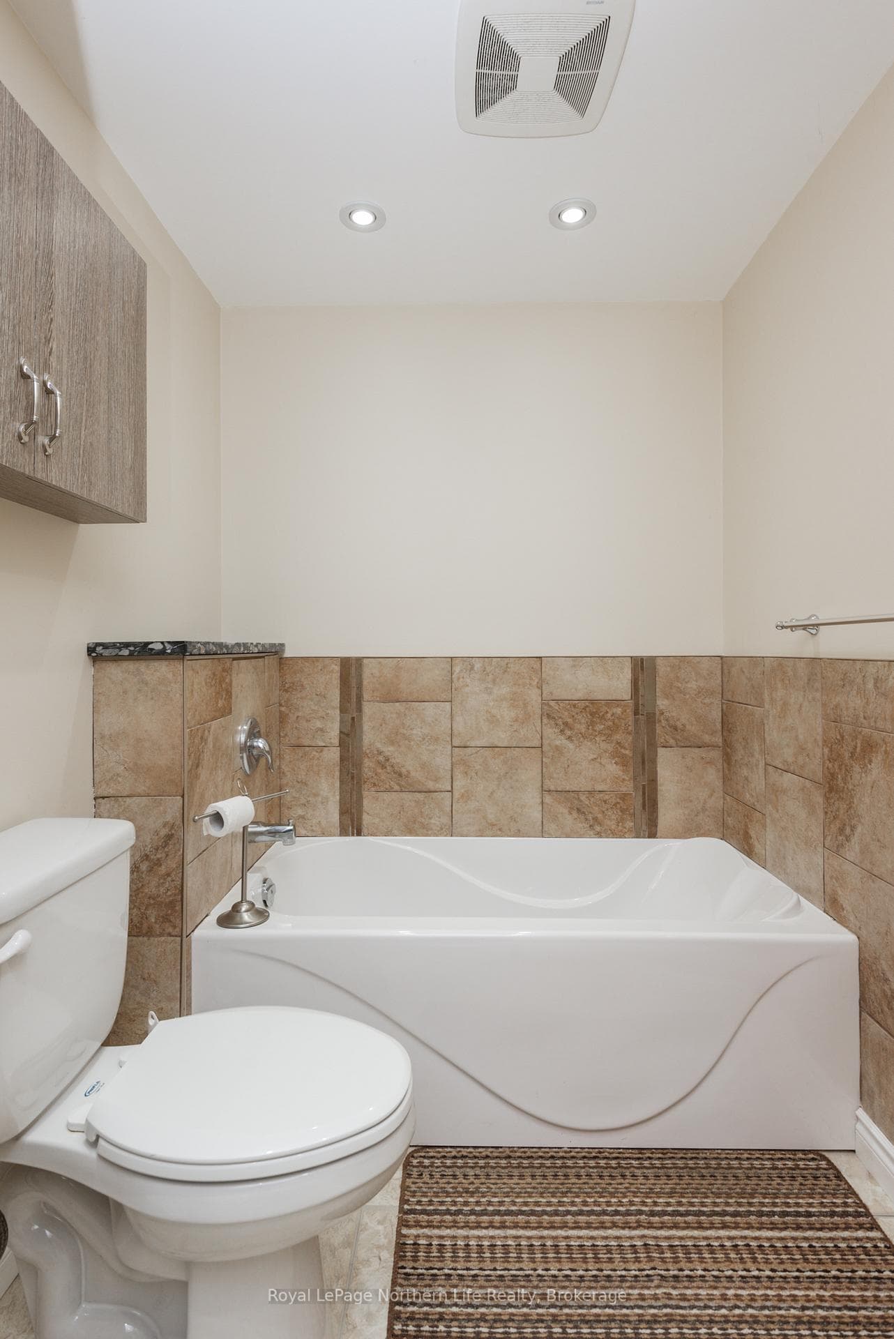 47 Ridgemount Drive photo 26