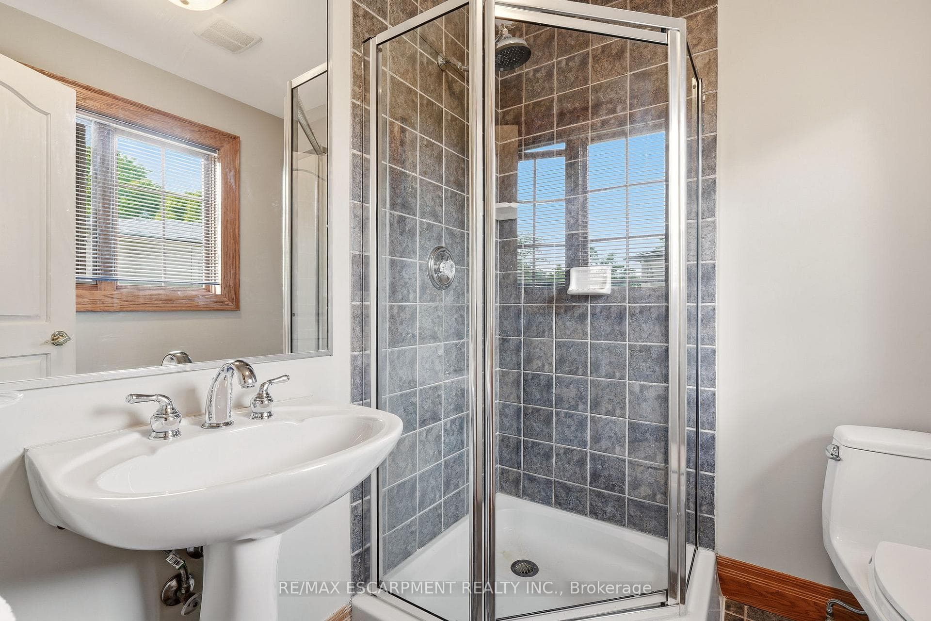 28 Millcreek Court photo 29