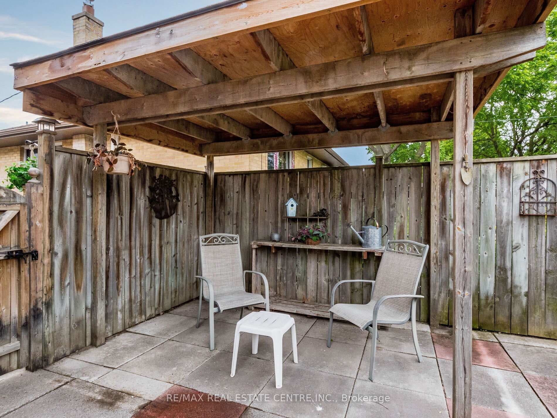covered patio