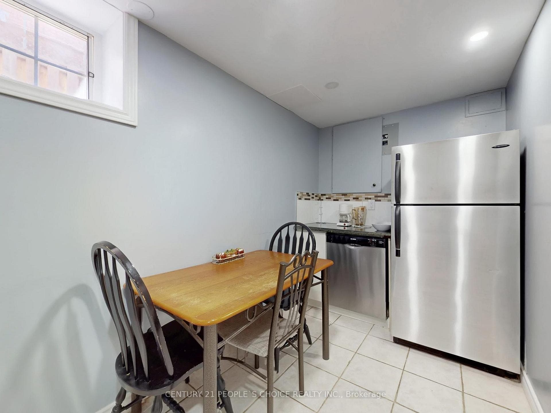 5992 Ladyburn Crescent photo 35