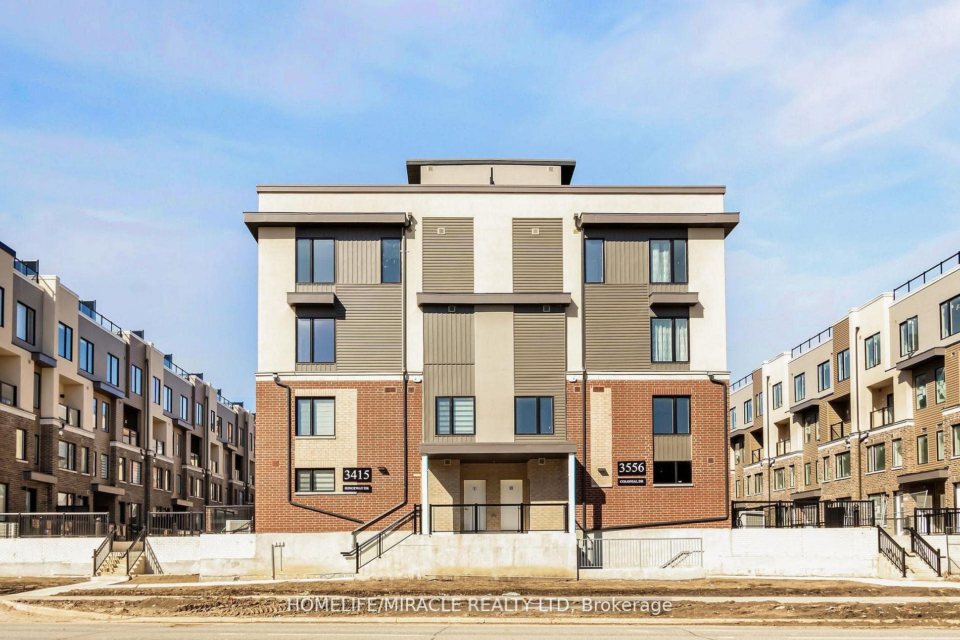 3415 Ridgeway Drive Unit 16 photo 1